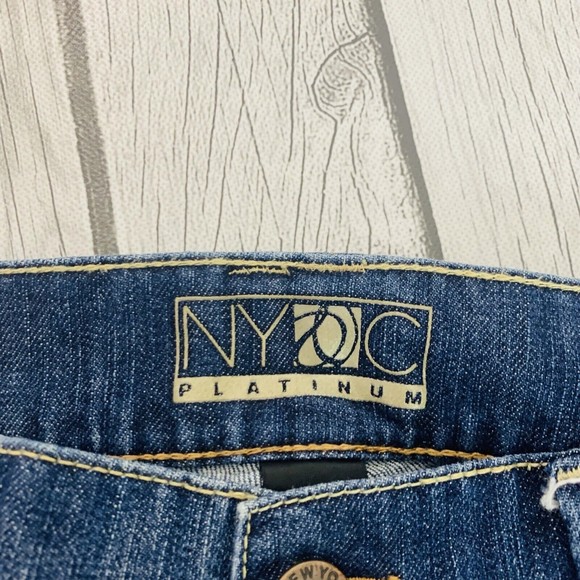 Womens New York and Co Womens Platinum Jeans Size 10 Capri W 33 L 21 - Picture 5 of 7